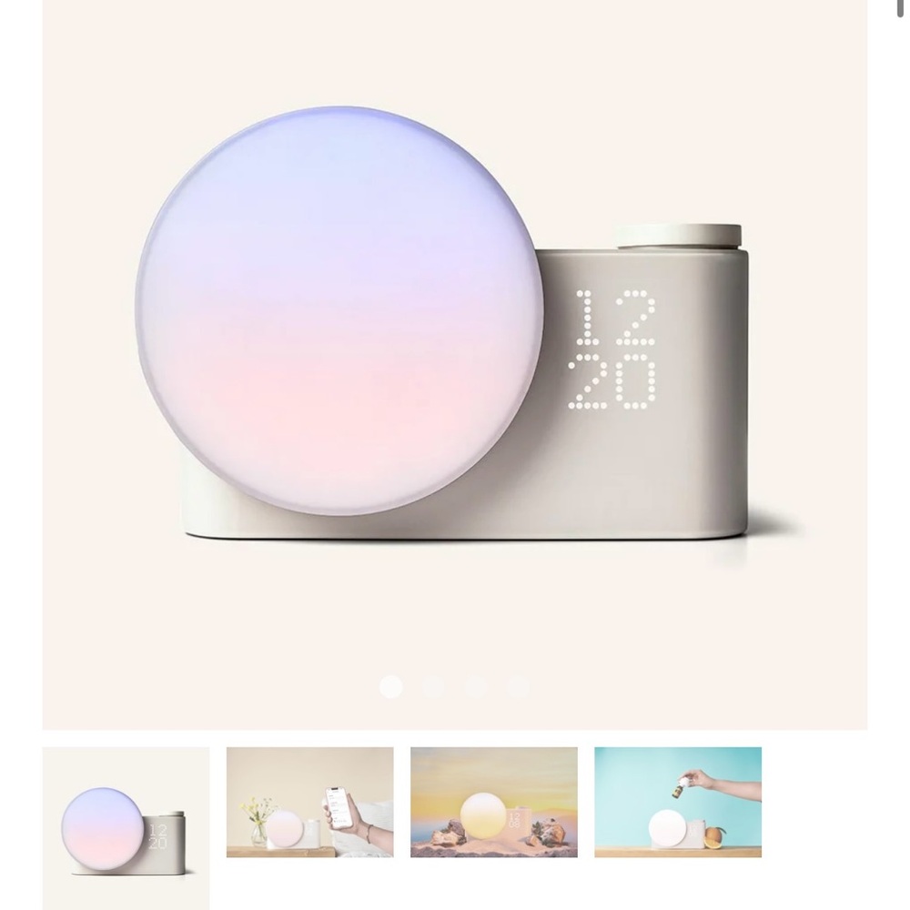 Modern Gradient Clock with Light